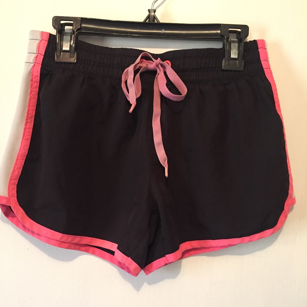 Athletic shorts